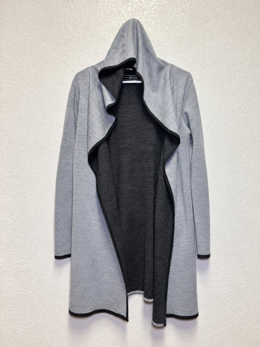 BNCI by Blanc Noir Women’s Gray & Black Hooded Long Cardigan – Size S